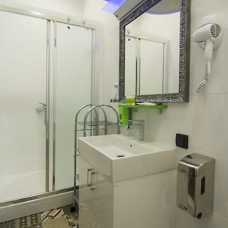 Wimbledon Garni Concept 4* Belgrade