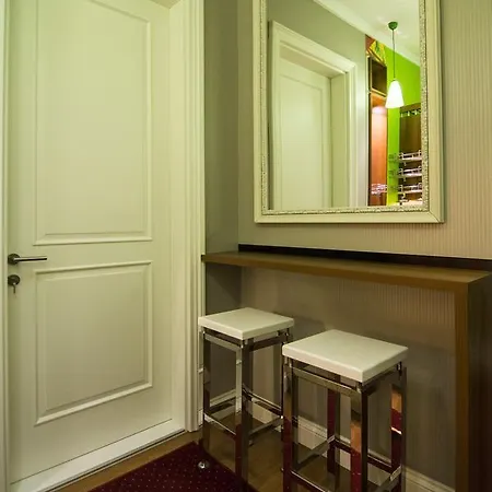 Wimbledon Garni Concept Couette-café 4*